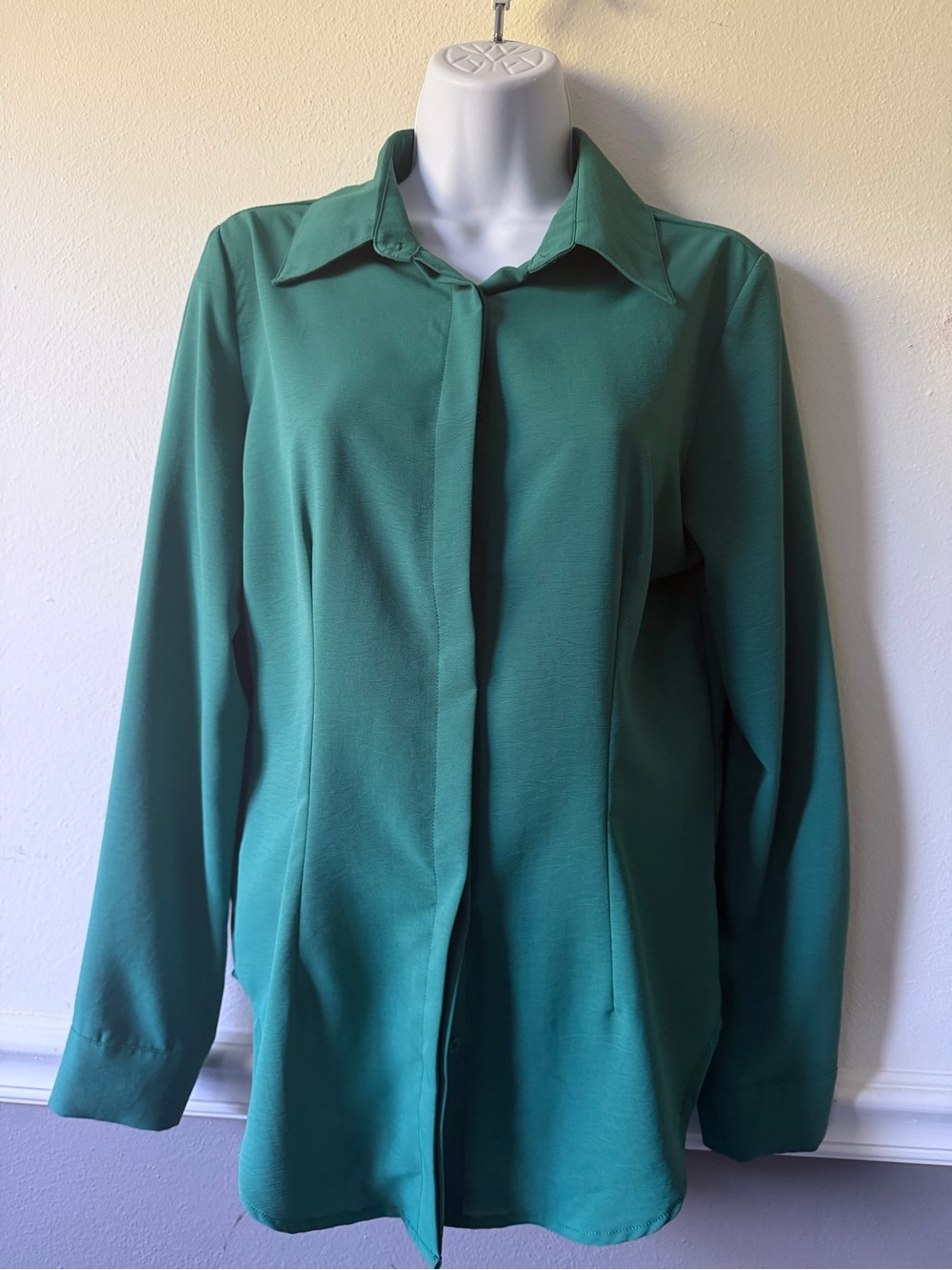SHEIN Emerald Green Button-Down Long Sleeve Shirt